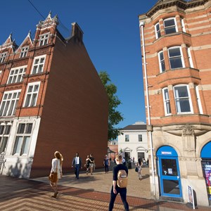 Horsefair Street