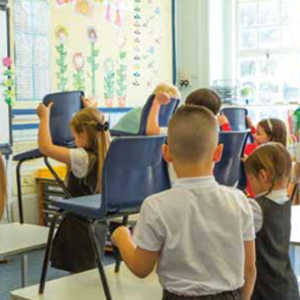 Image: Schoolchildren in classroom