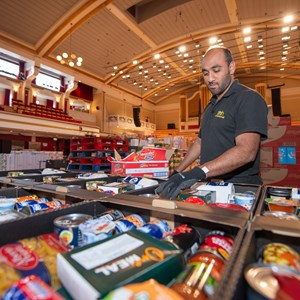 emergency food service