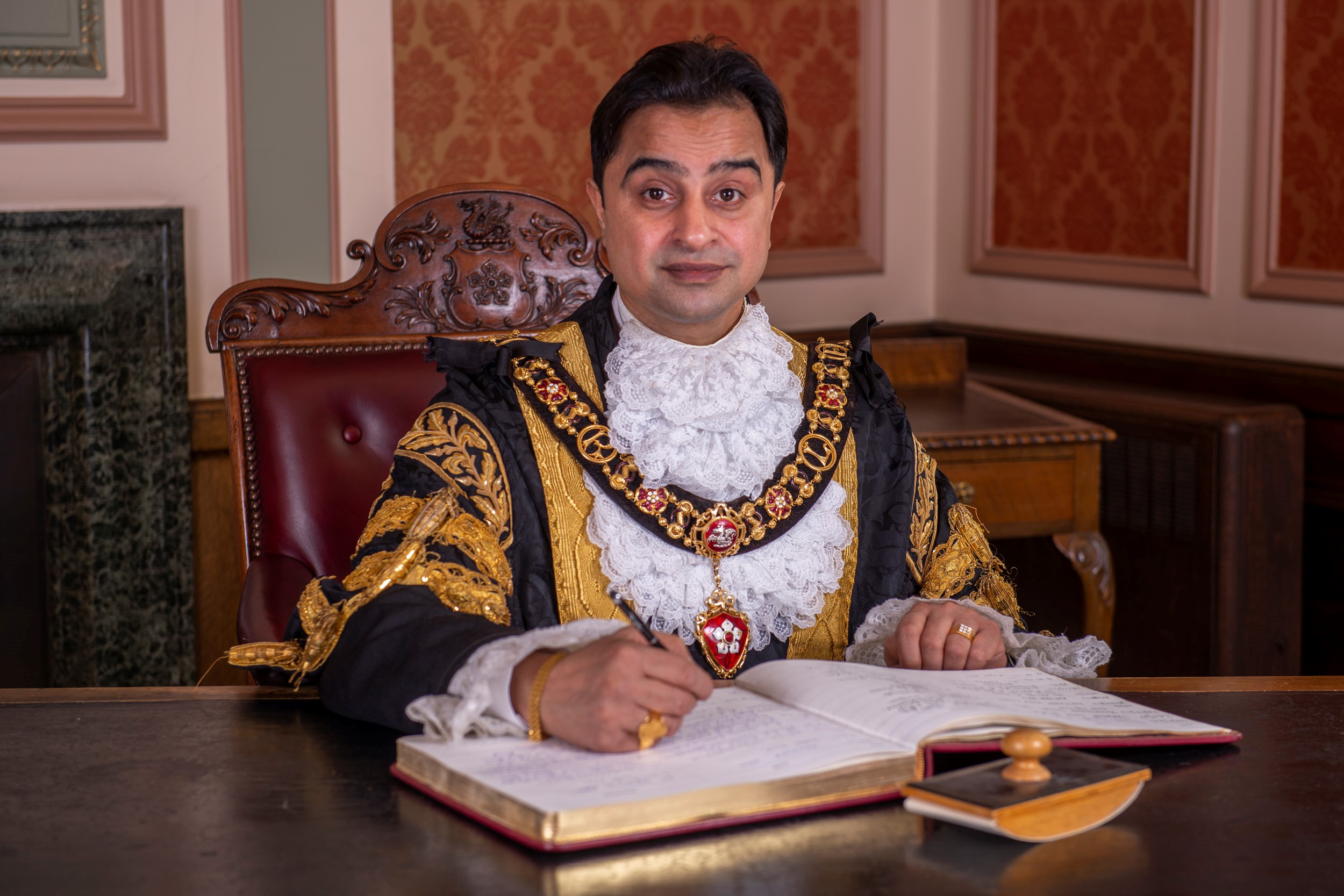 new-lord-mayor-of-leicester-takes-office