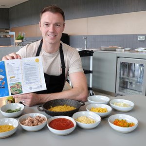LCFC's Jonny Evans makes simple tuna and sweetcorn pasta