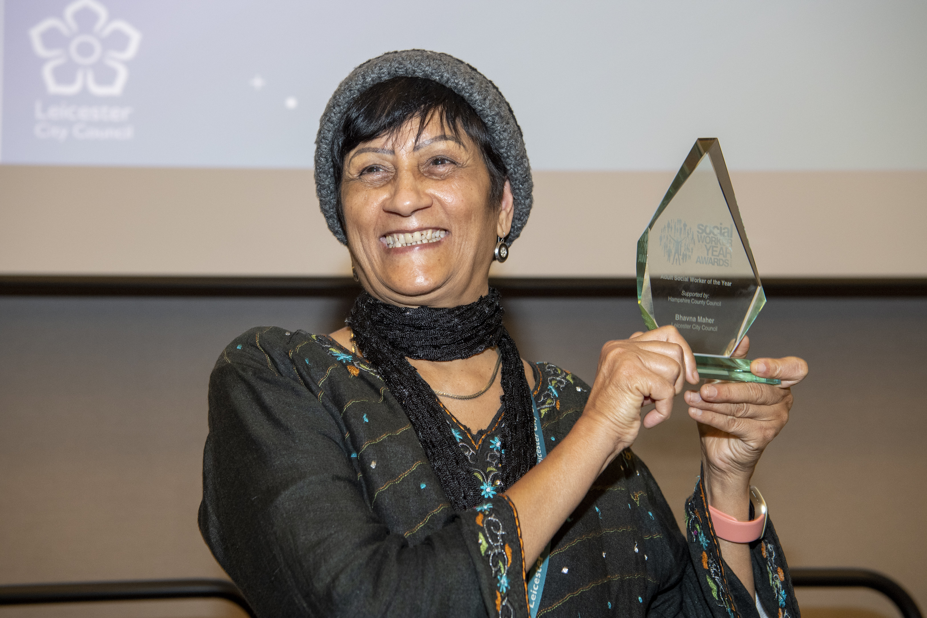 Adult Social Worker of the Year 2022 Bhavna Maher with her award