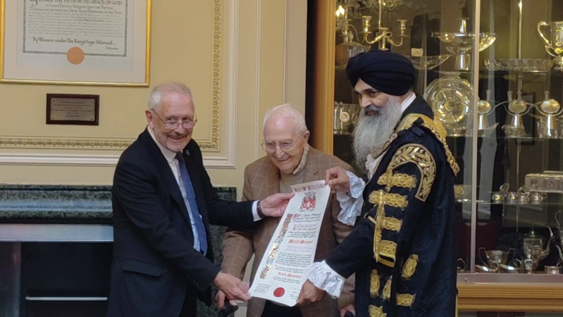 Keith Beaumont, centre, with the City Mayor (left) and the Lord Mayor of Leicester